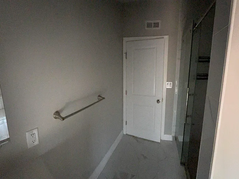 5543 Ridge Ave #2 — Photo 22