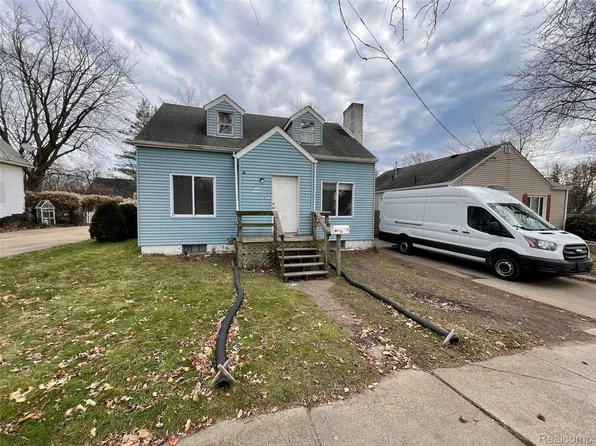 516 S Wheeler St, Saginaw, MI 48602