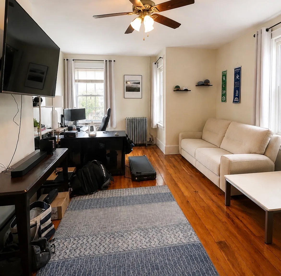 4 bed, 2.5 bath, 2500 sqft, $4,600 — Photo 4