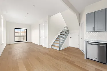 1147 Bedford Avenue, #4R