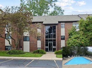 3396 Devonwood Hls NE APT C, Grand Rapids, MI 49525