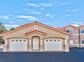 3327 Erva St, Las Vegas, NV