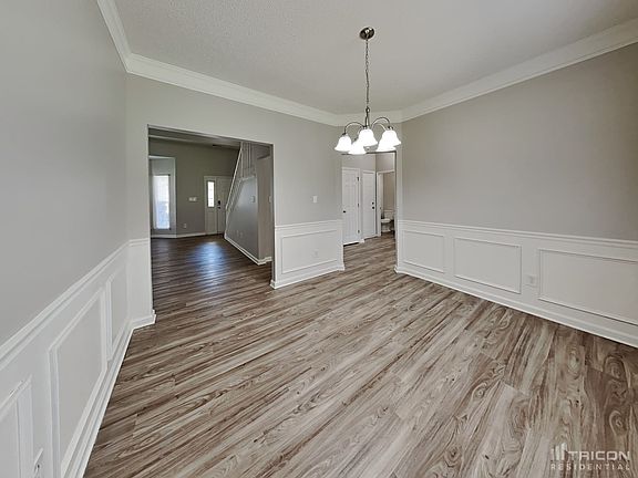 5th image of 420 Wrayhill Dr