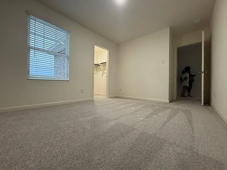 5722 Roadhouse Dr — Photo 9