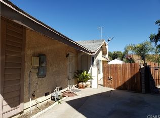 802 Canary Ct, Lake Elsinore, CA 92530