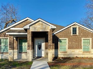 819 N Virginia St, Terrell, TX 75160