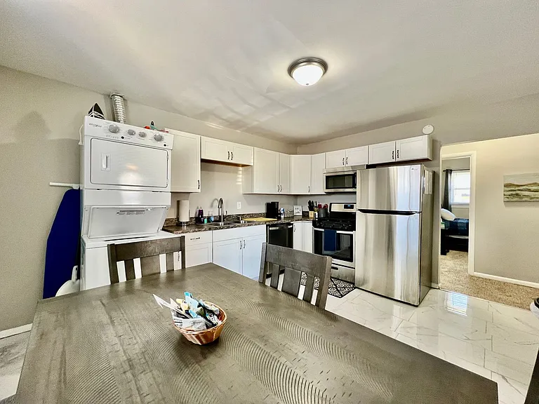 285 Whittaker Ave — Photo 9