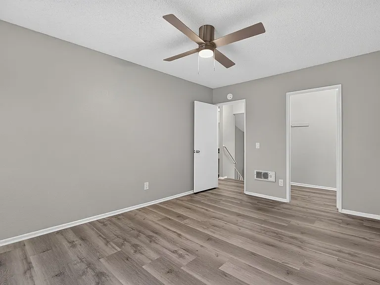 san930 — Photo 29