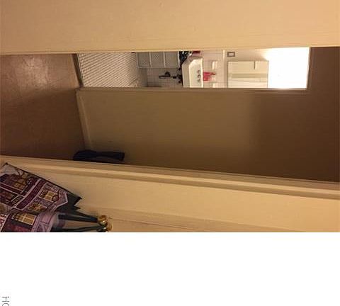 4th image of 920 Metcalf Ave APT 9B