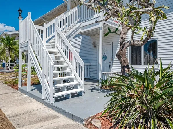 200 Rotonda Blvd W APT A2, Rotonda West, FL 33947