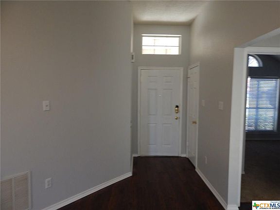 3rd image of 5005 Velma Dr