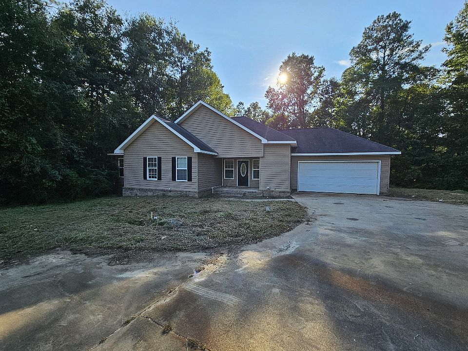 1st image of 901 Wexford Ln