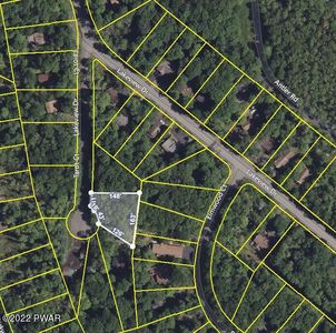 19 Tarot Ct, Lake Ariel, PA, 18436