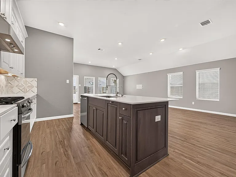 2450 Rosemary Sage Dr — Photo 18