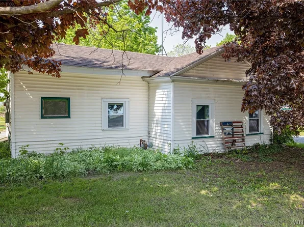 5738 Ellicott Street Rd, East Bethany, NY 14054