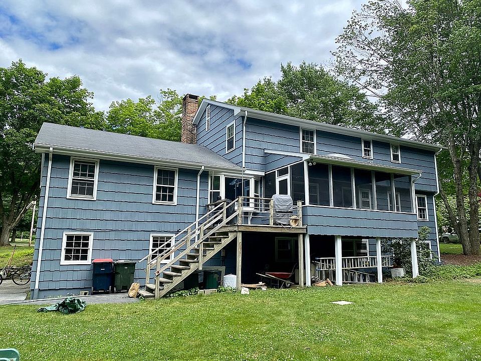 2nd image of 59 Cranbury Dr
