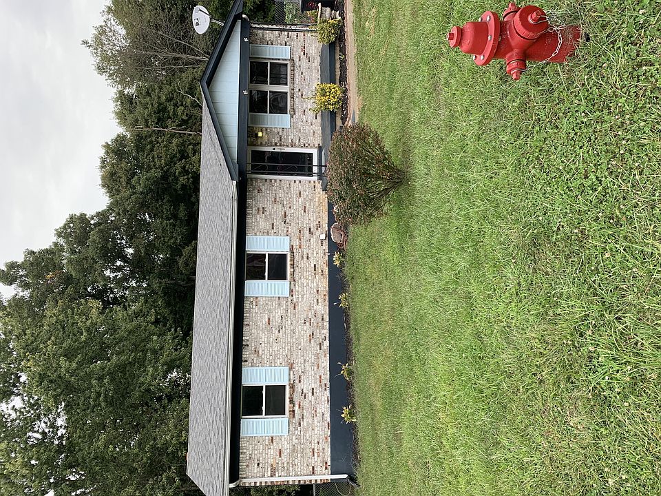 1st image of 709 Charlene Dr