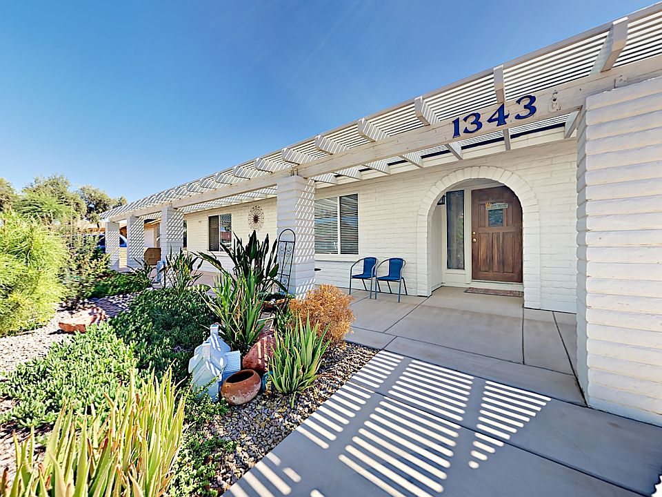 1st image of 1343 W Los Lagos Vis