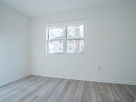 5th image of 6505A Bayfield Ave