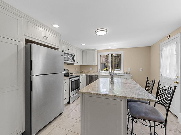 5th image of 243 Crowell Road