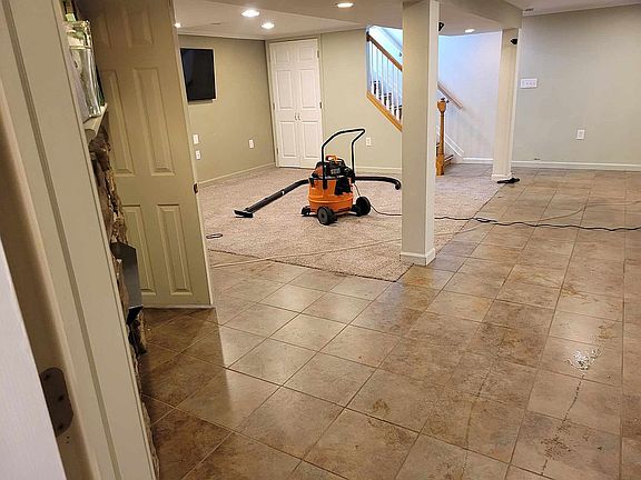 5th image of 22065 Silver Creek Ln