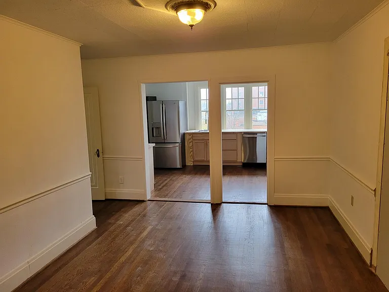 423 W Cork St #B — Photo 4