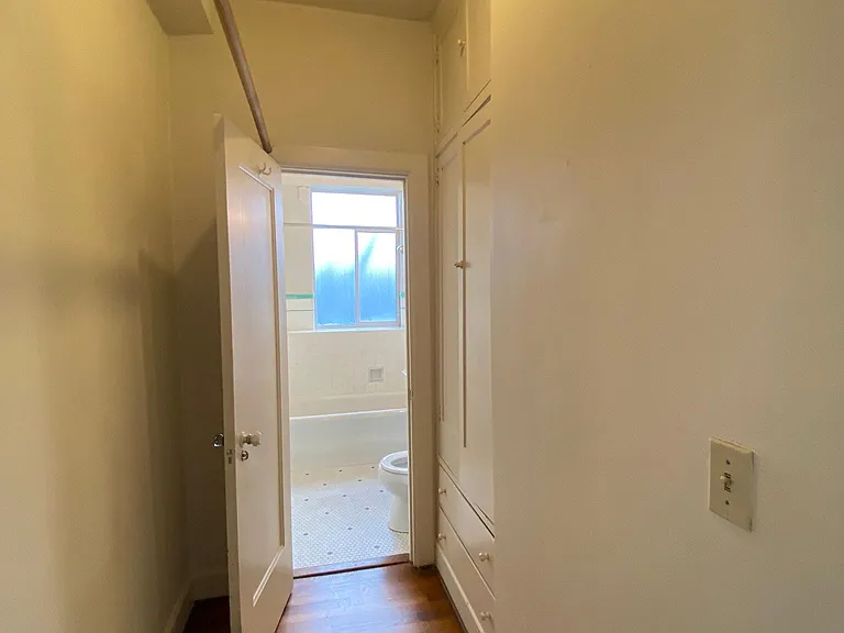 2060 Leavenworth St #5 — Photo 16