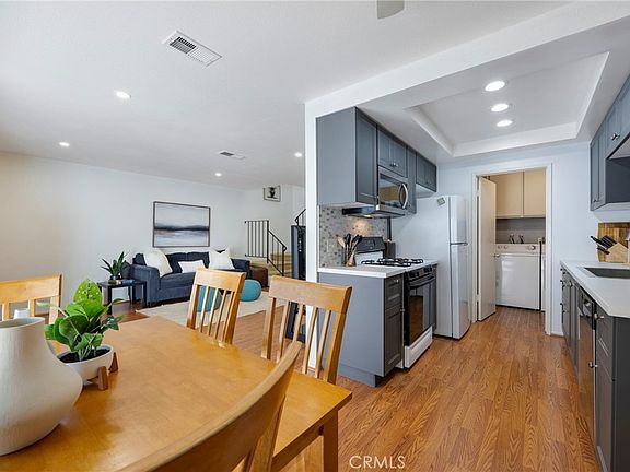 3rd image of 6437 Horse Shoe Ln