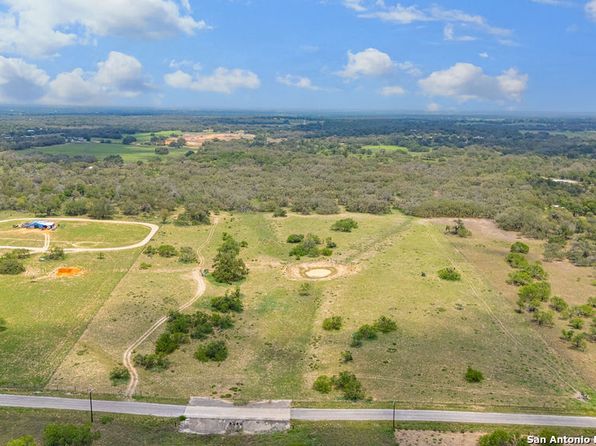 230 Clear Lake LOT 3, Poteet, TX 78065