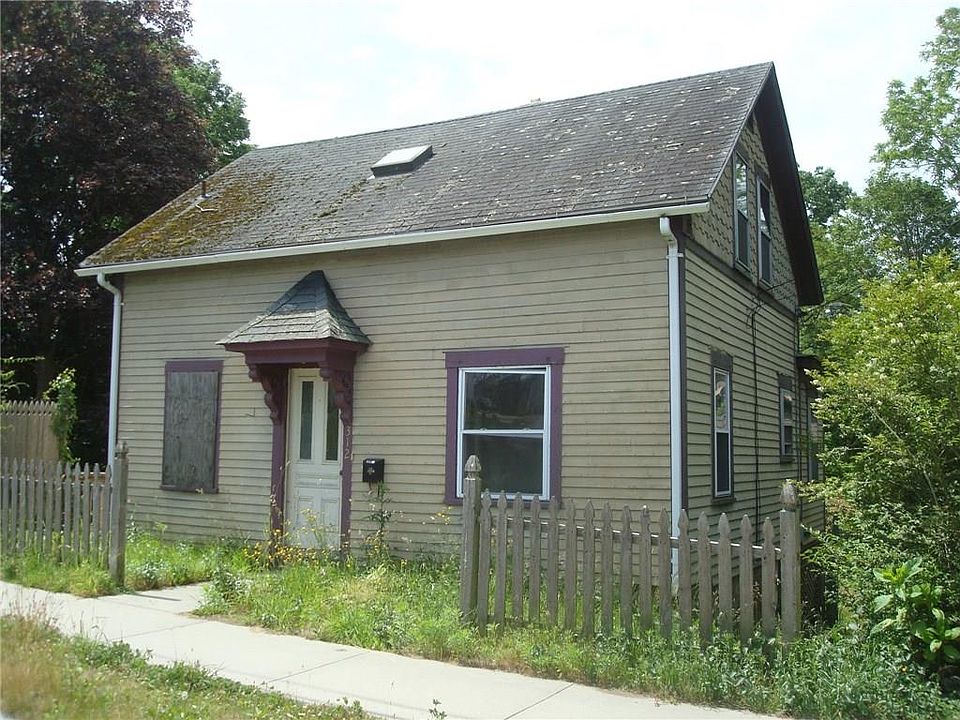 1st image of 312 Church St