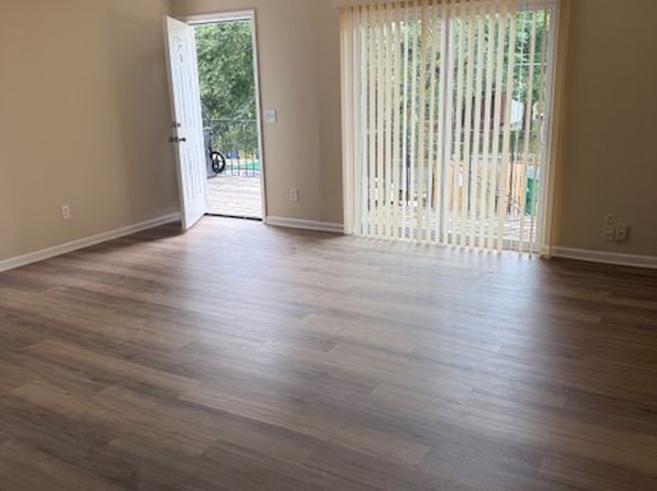 3943 Roanoke Rd APT B6
