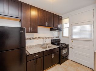 8 Adams St #2, Oak Park, IL 60304