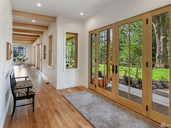 5th image of 9781 NE Sunny Hill Cir