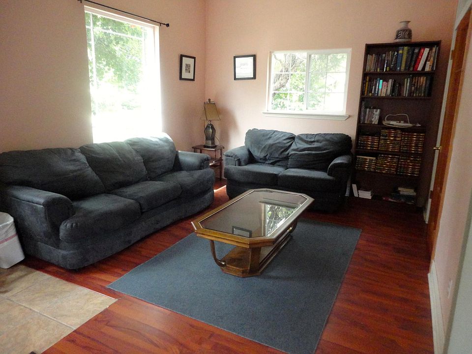 2nd image of 1022 Valencia St