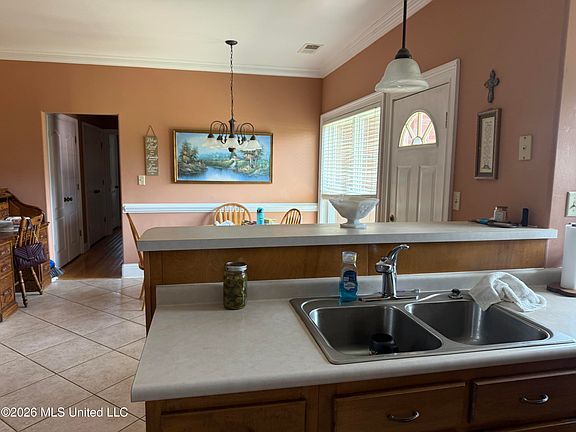 4th image of 2578 Oak Crossing Dr