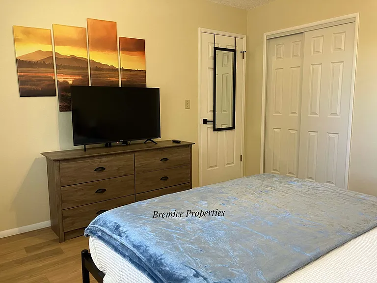 Main Bedroom