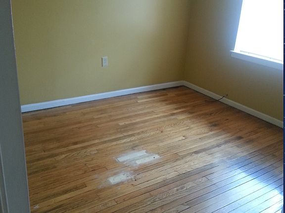 5th image of 1743 E 71st St APT 303