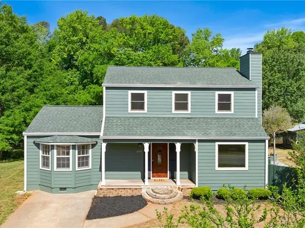 1274 W Wylie Bridge Rd, Woodstock, GA 30188