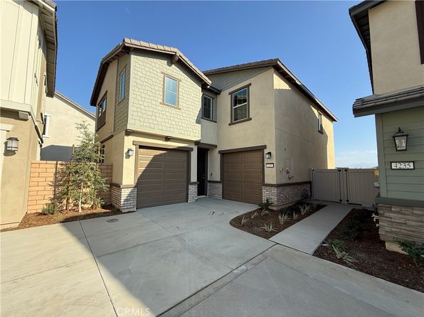 4237 E Malagon Privado