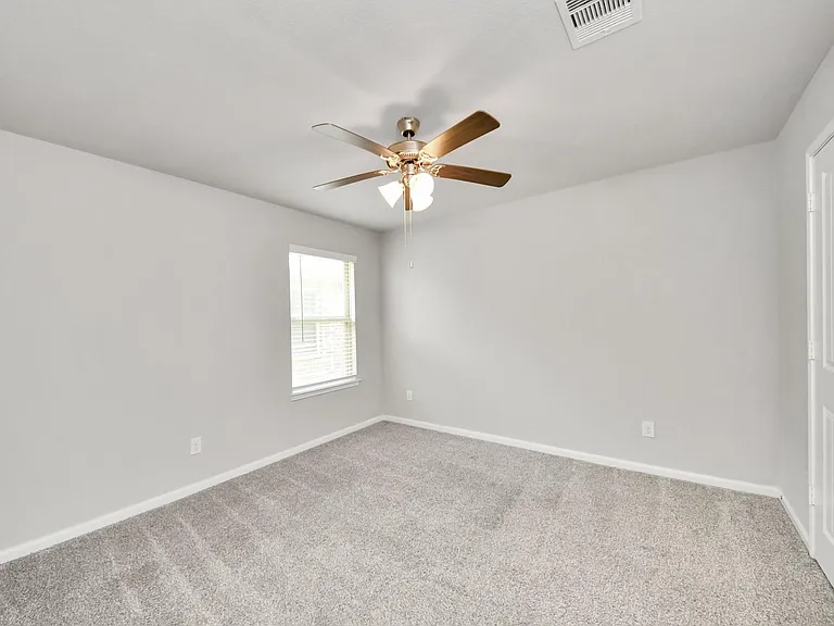 3314 Zephyr Park Ln — Photo 9