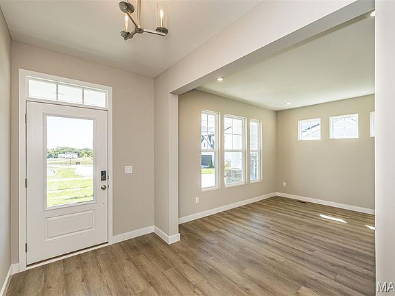 5th image of 720 Watt Ln
