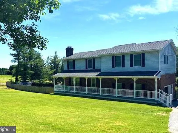18816 Brick Store Rd, Hampstead, MD 21074