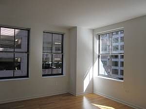 3rd image of 188 W Randolph St APT 912