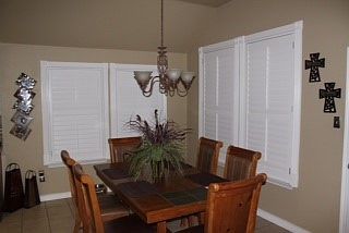 4th image of 2215 Forest Park Cir