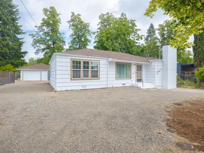 360 W Stewart Ave, Medford, OR, 97501