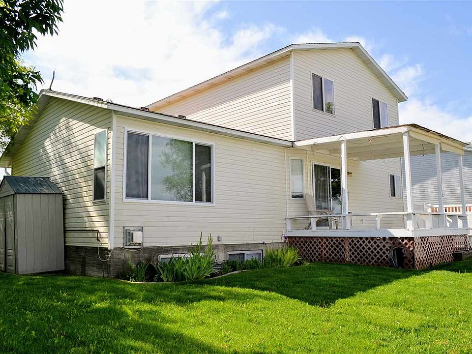 2nd image of 1510 Oakwood Dr