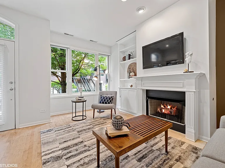 1345 S Indiana Pkwy — Photo 12