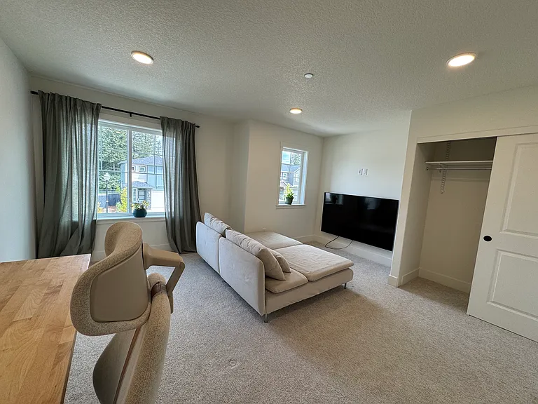 Second Floor
Bonus Room