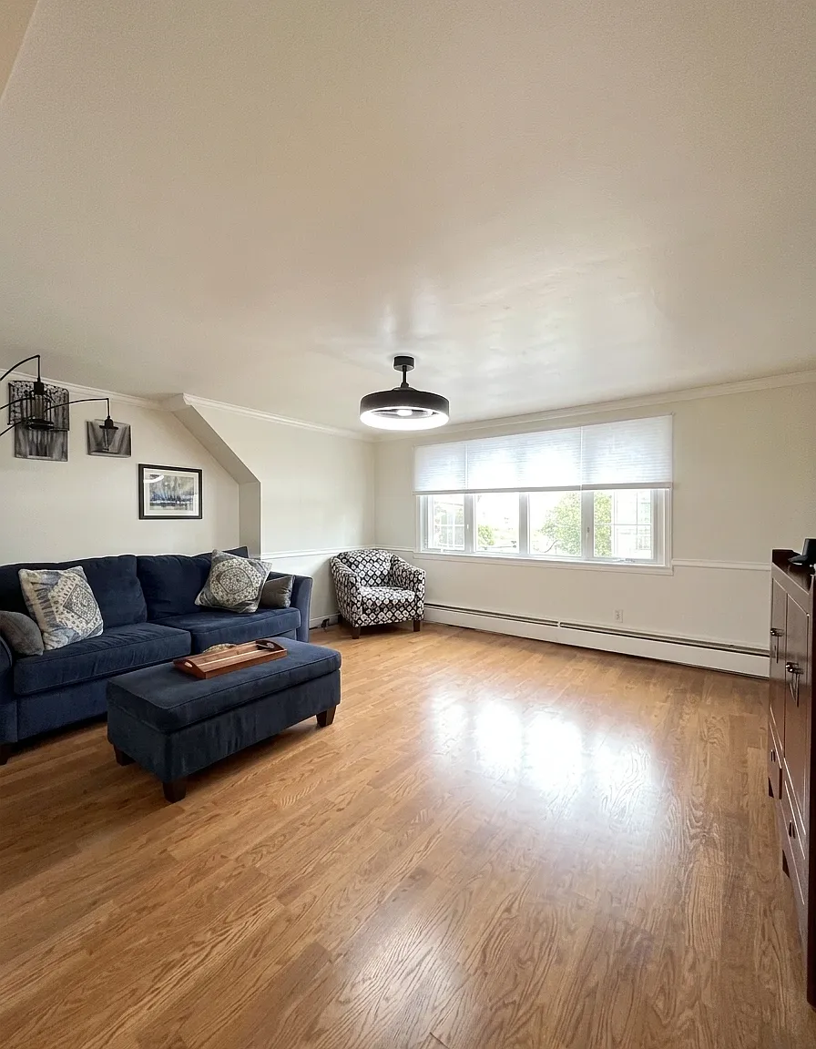 2 bed, $2,300 — Photo 1