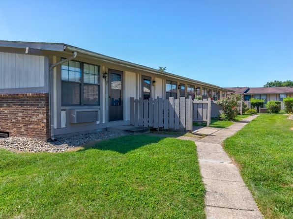 Cedarwood, 731 Sycamore St, Belpre, OH 45714
